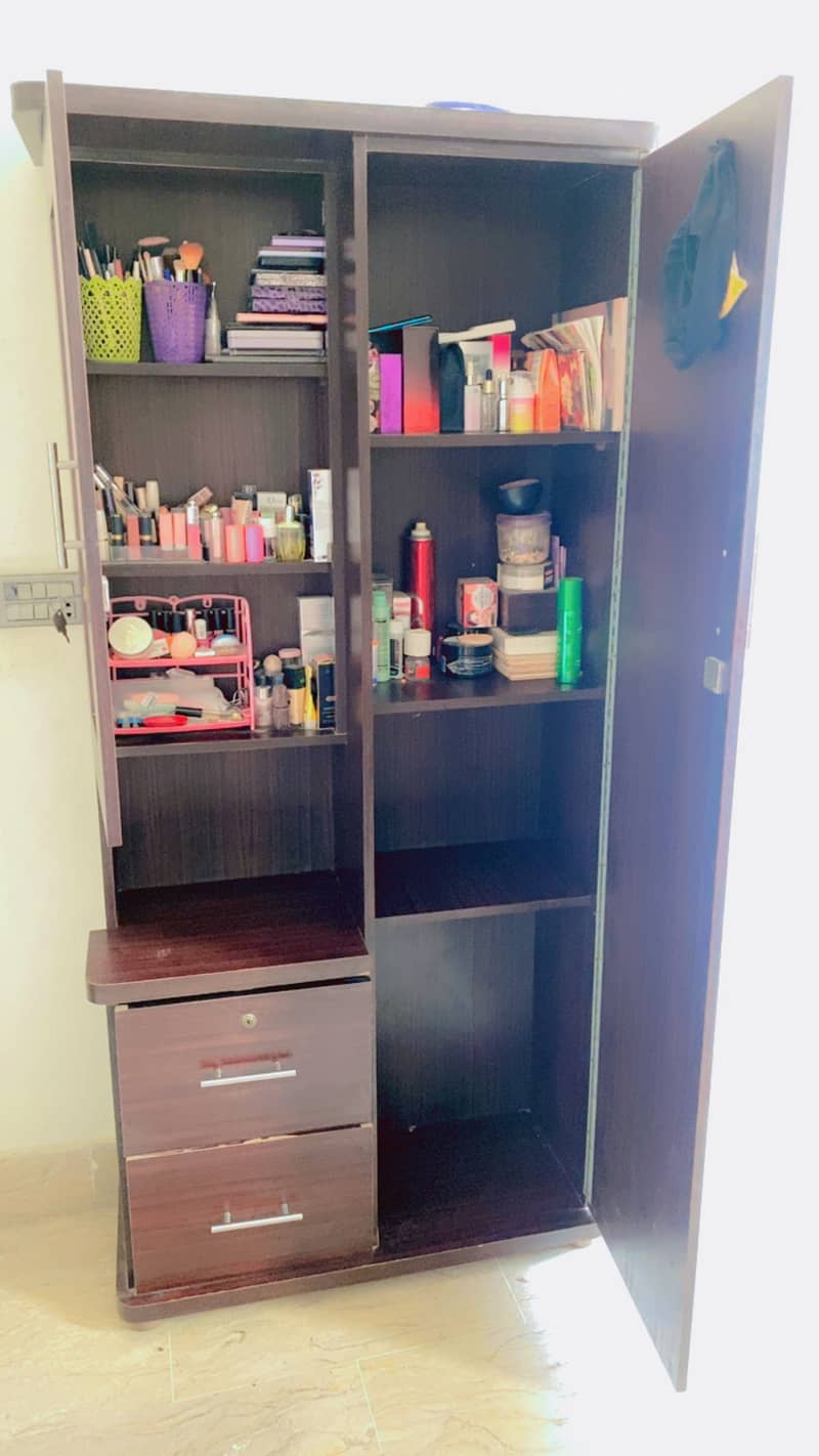 Dressing table 2
