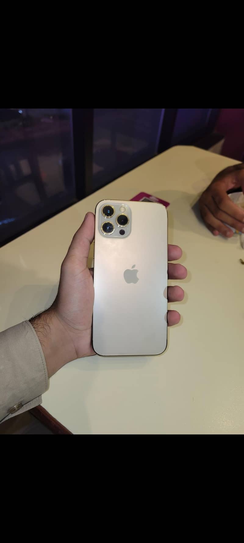 Apple iPhone 12 Pro Max 0