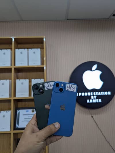 iPhone 13 128GB / 256GB Factory Unlock - 90% BH