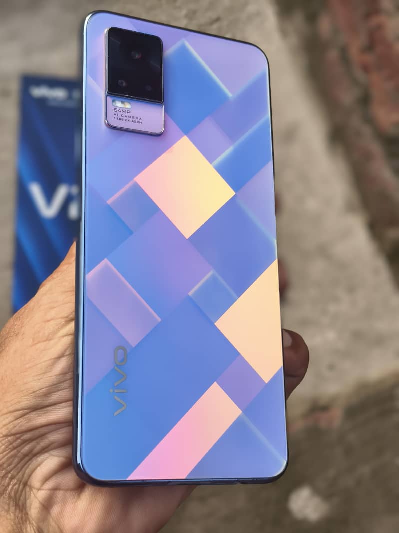 Vivo V21e 1