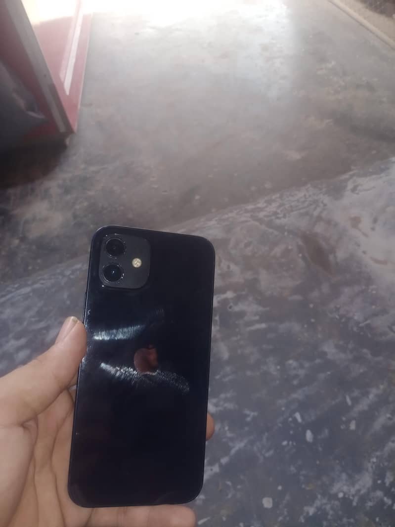 iPhone 12 5