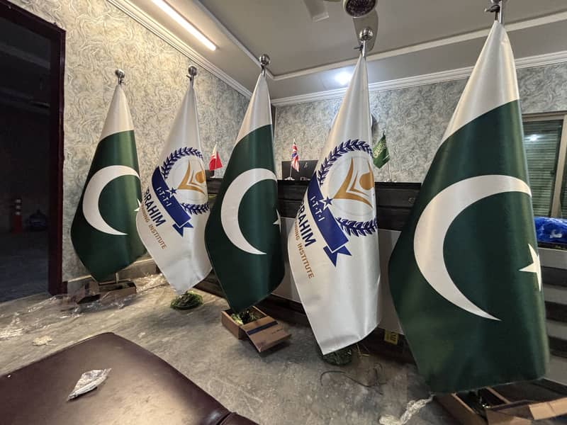 Executive Flag 1