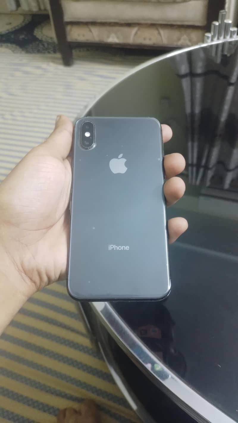 Apple iPhone Xs 0
