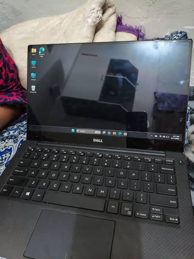 Dell XPS 13 9300 2k touch - i5 10 gen -8/512