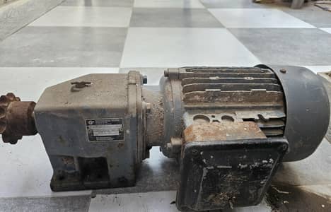Gear Motor German 2HP 1/20 Ratio