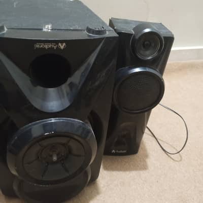 speakers