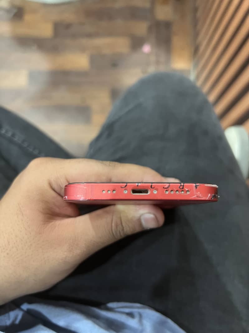 Apple iPhone 12 1