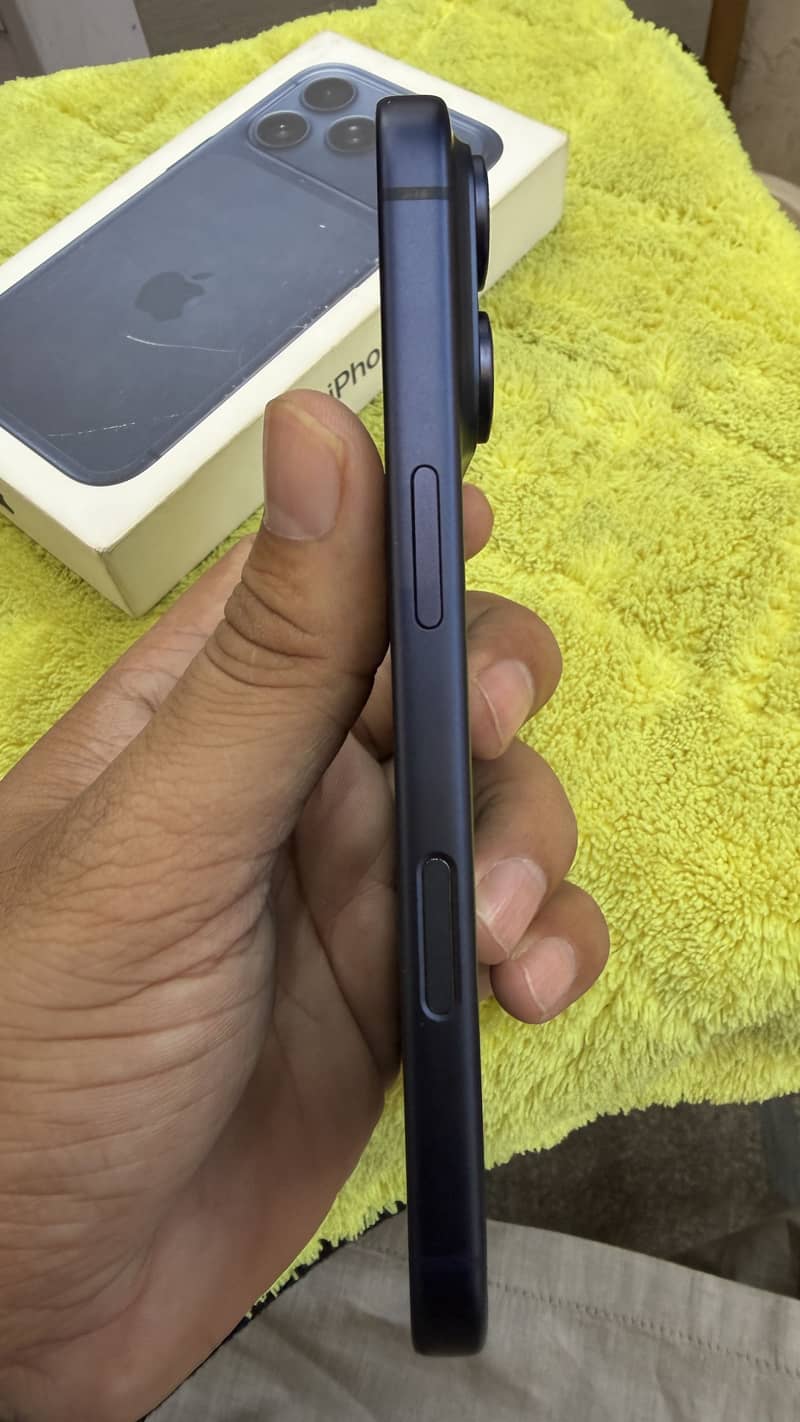 Apple iPhone 17 Pro 2