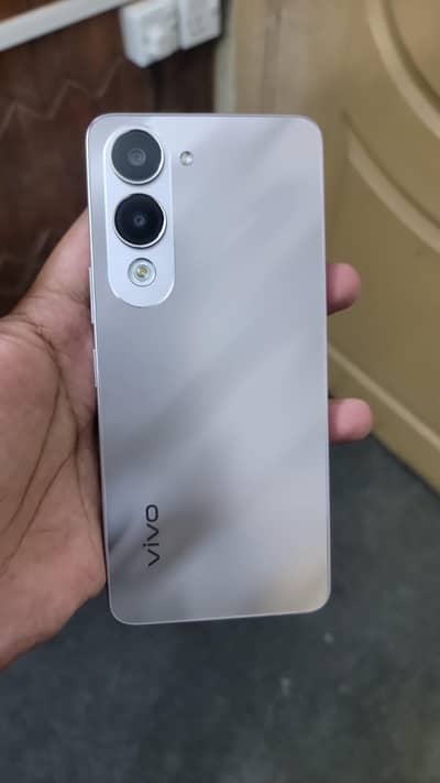 Vivo Y04