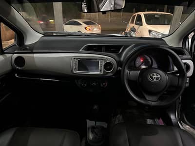 Toyota Vitz 2011 reg 2015
