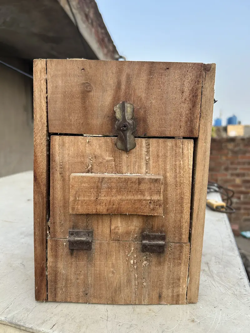 Lovebird Breeding Box | Double Side Open | 10 Pieces Available — photo 4
