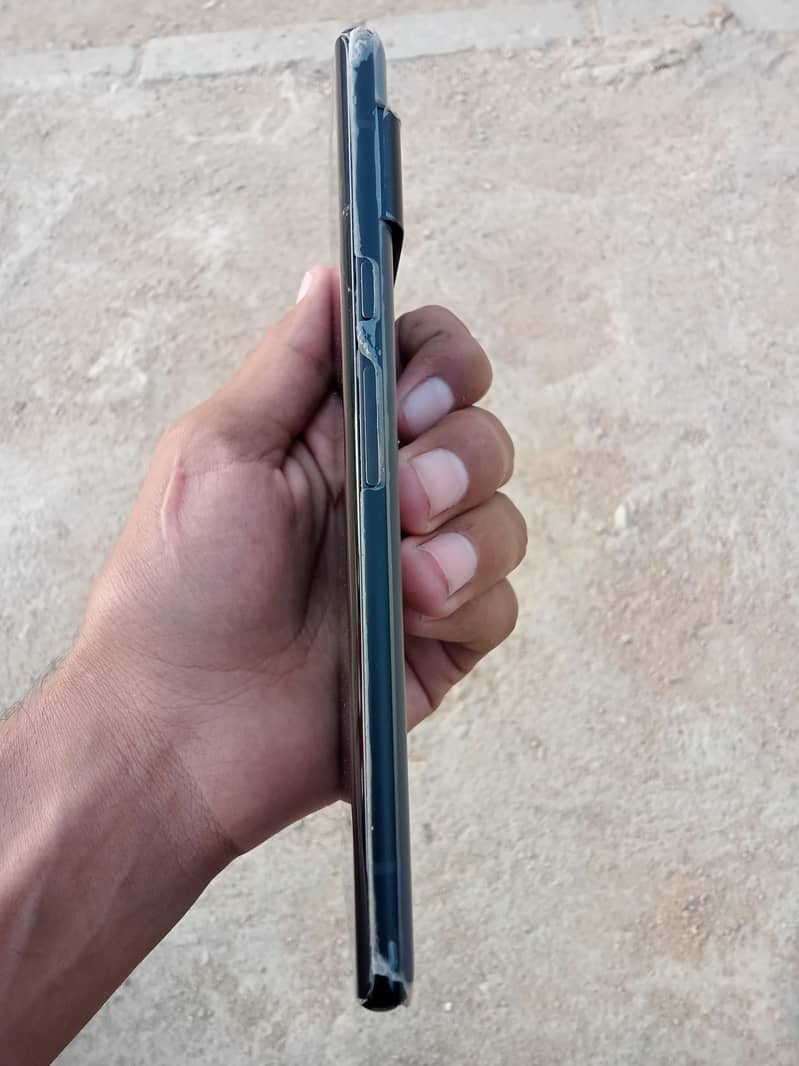 Google Pixel 6 Pro 2