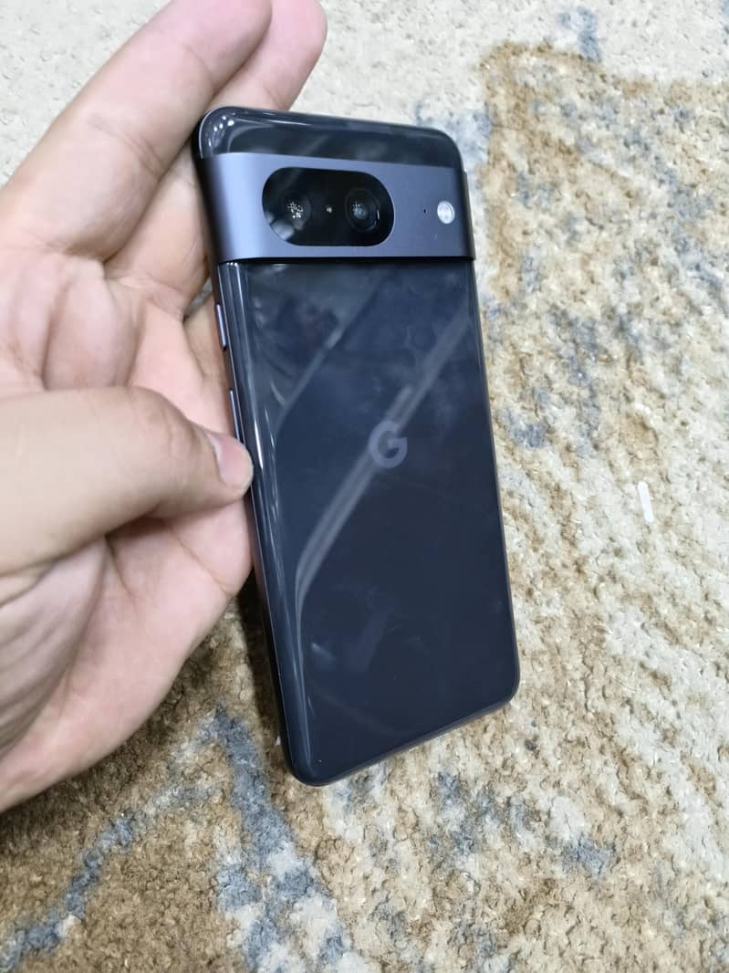 Google Pixel 8 0