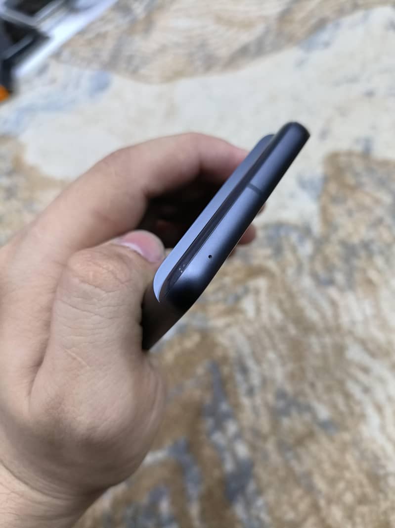 Google Pixel 8 3