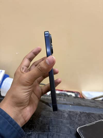Apple iPhone 15 Pro
