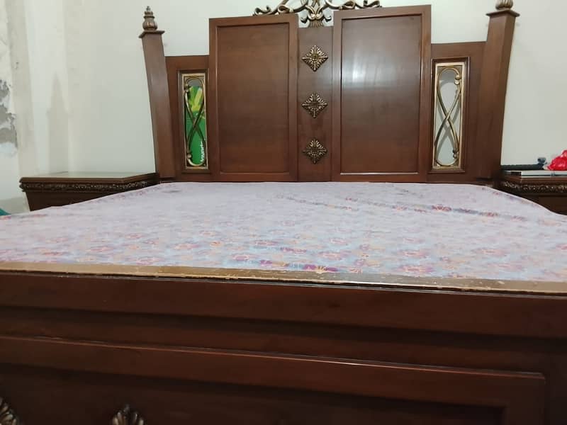 Complete bed set with tv unit 0
