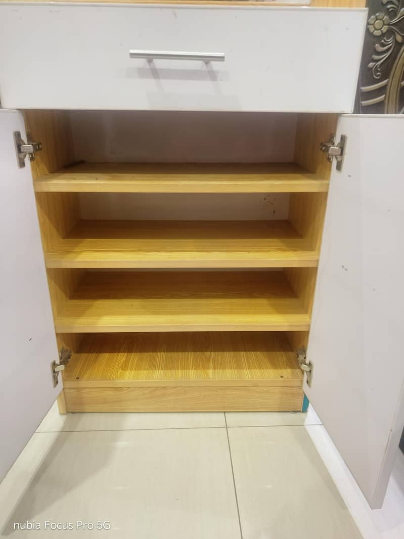 shoe rack 6