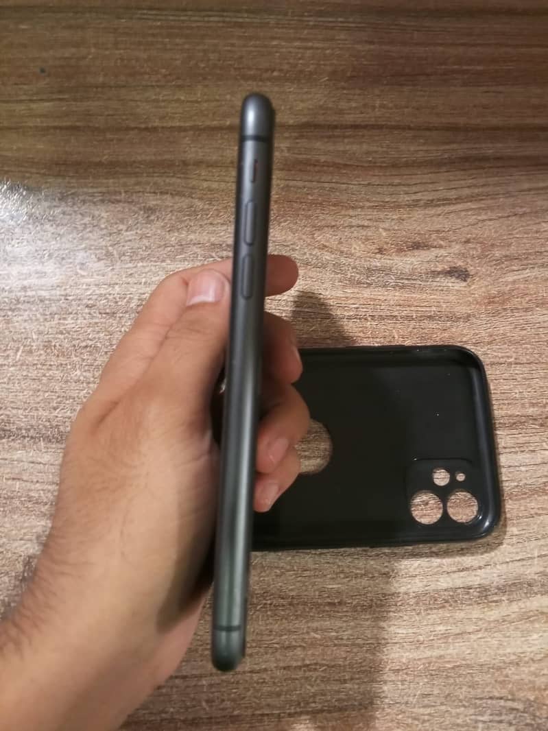Apple iPhone 11 2