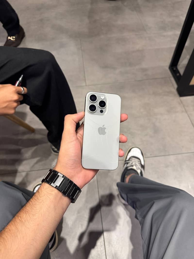 iPhone 15 Pro 1