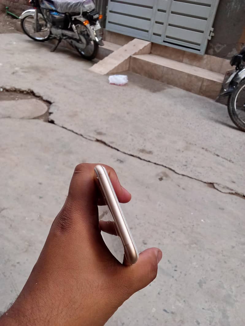 iphone 6s plus 4