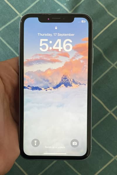 Apple iPhone XR