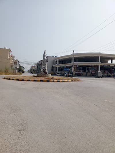 4 Marla Corner Plot For Sale