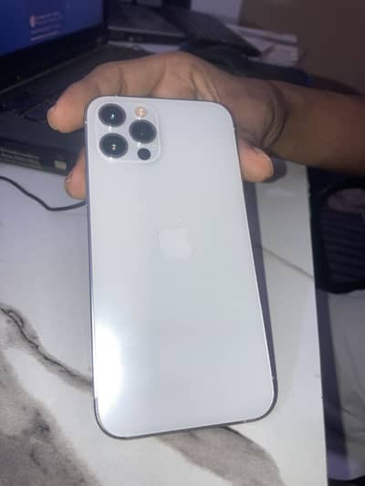Apple iPhone 12 Pro