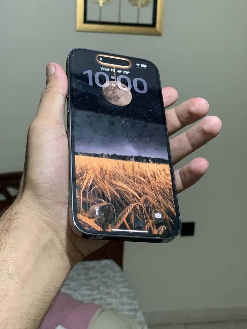 Iphone 14 pro max 2