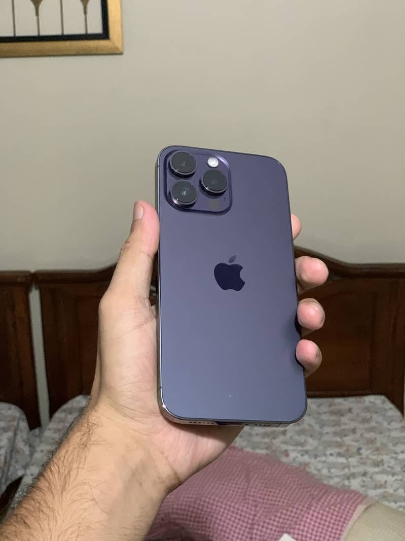 Iphone 14 pro max 4
