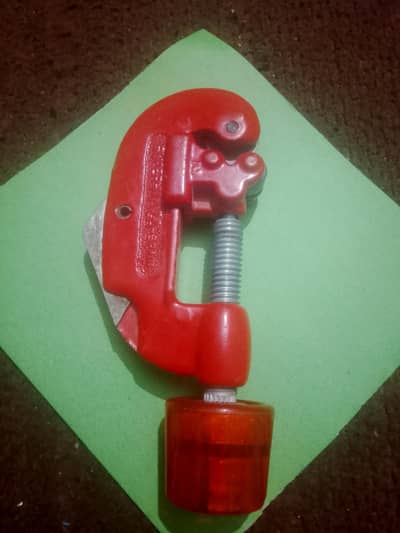 Copper pipe cutter Made in Spain