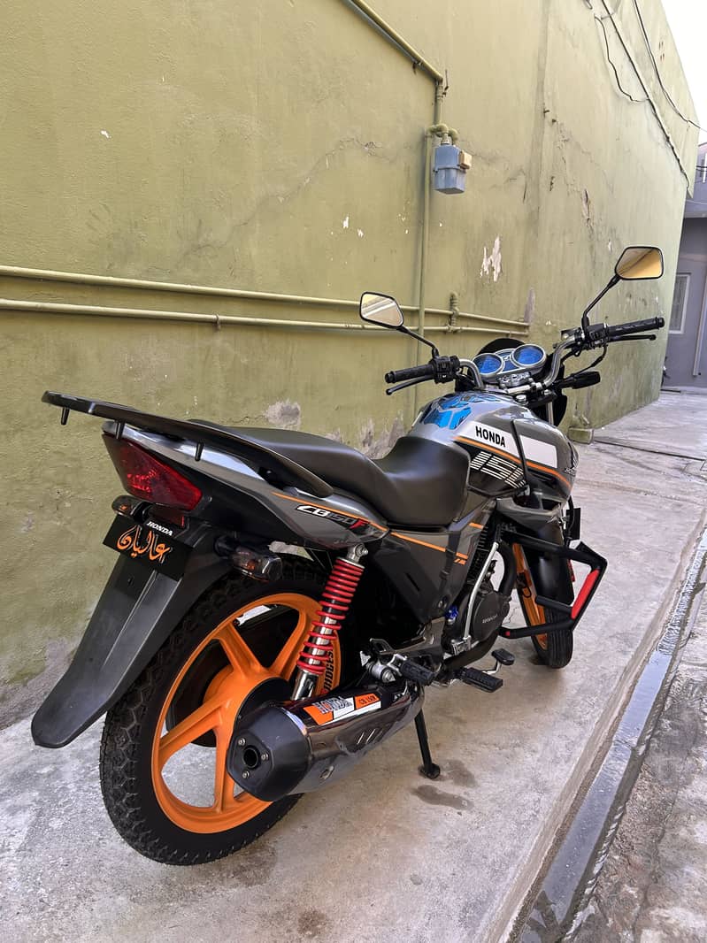 CB150 13