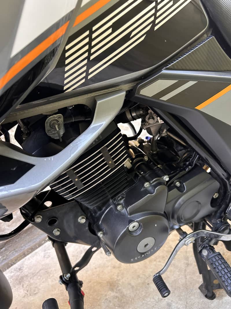 CB150 18