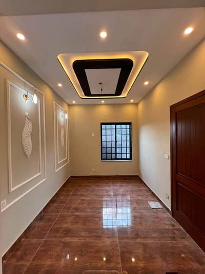 4 FLOOR FLAT FOR RENT