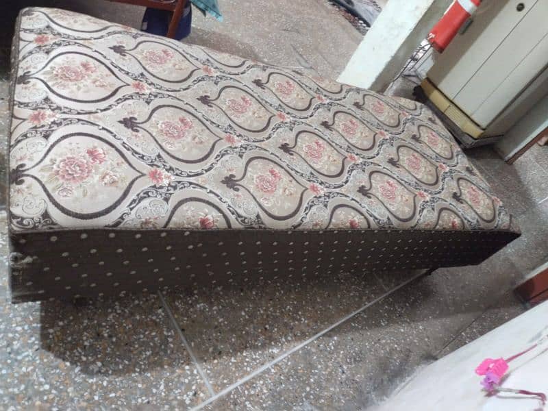 Single bed 3