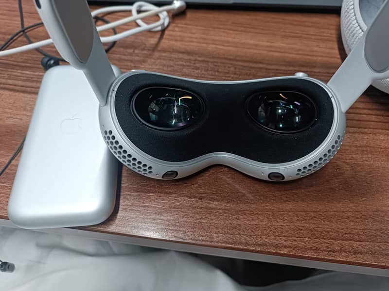 Apple Vision Pro 5