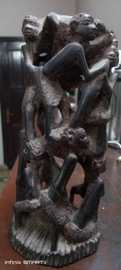 Woden sculpture