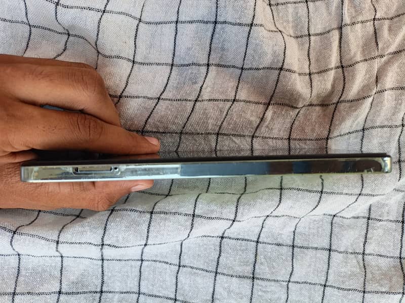 Tecno CAMON 20 1