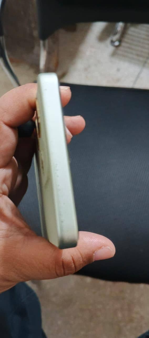 OPPO A5 Pro 0
