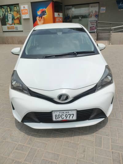 Toyota Vitz 2015