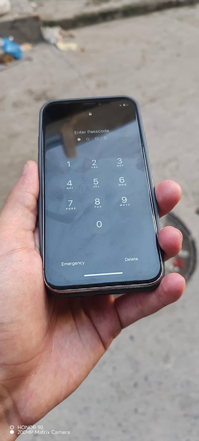 Apple iPhone X 3