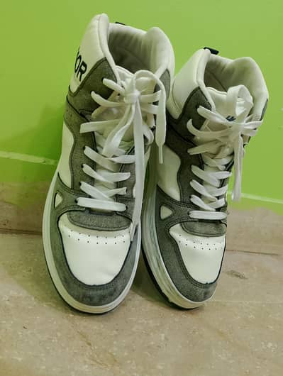 warrior brand shoes size us 8 10 out of 10 Condition