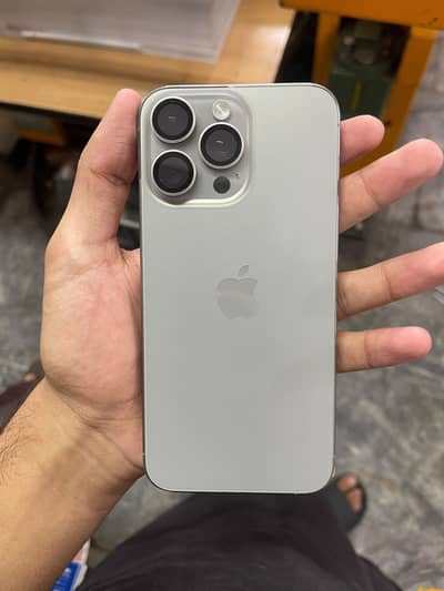 Apple iPhone 15 Pro Max