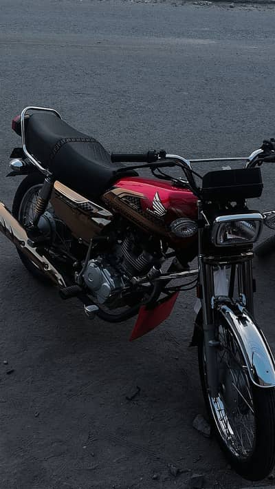 Honda 125 gold special edition