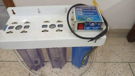 3-Stage Water Filter System with UV Sterilization