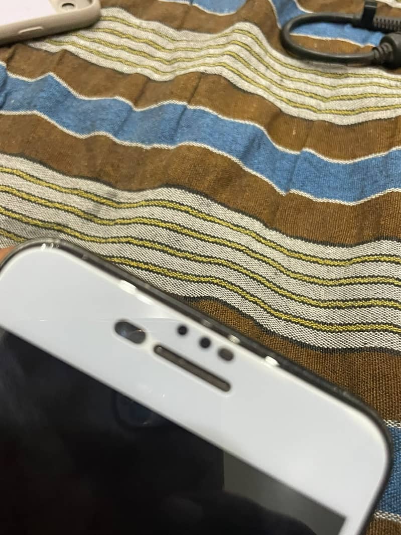 Apple iPhone 7 Plus 8