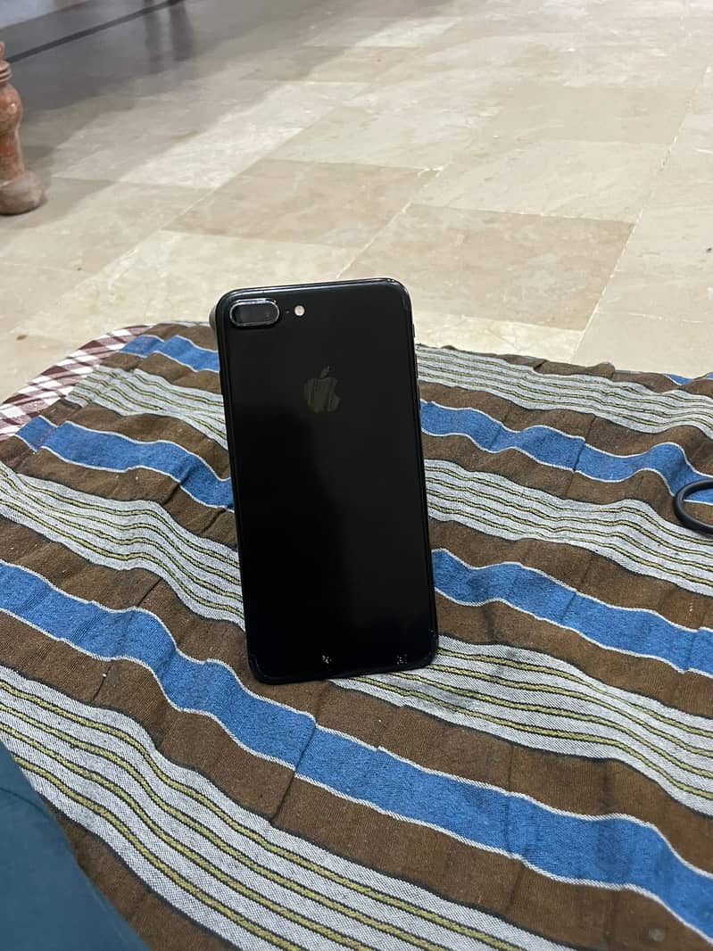 Apple iPhone 7 Plus 14