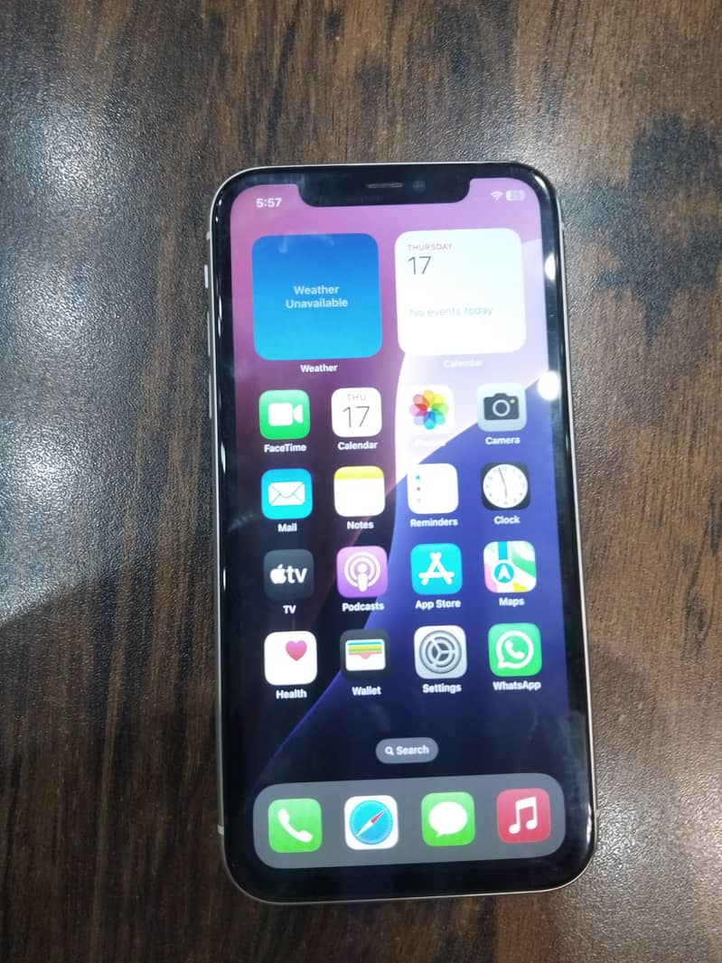 Apple iPhone 11 0