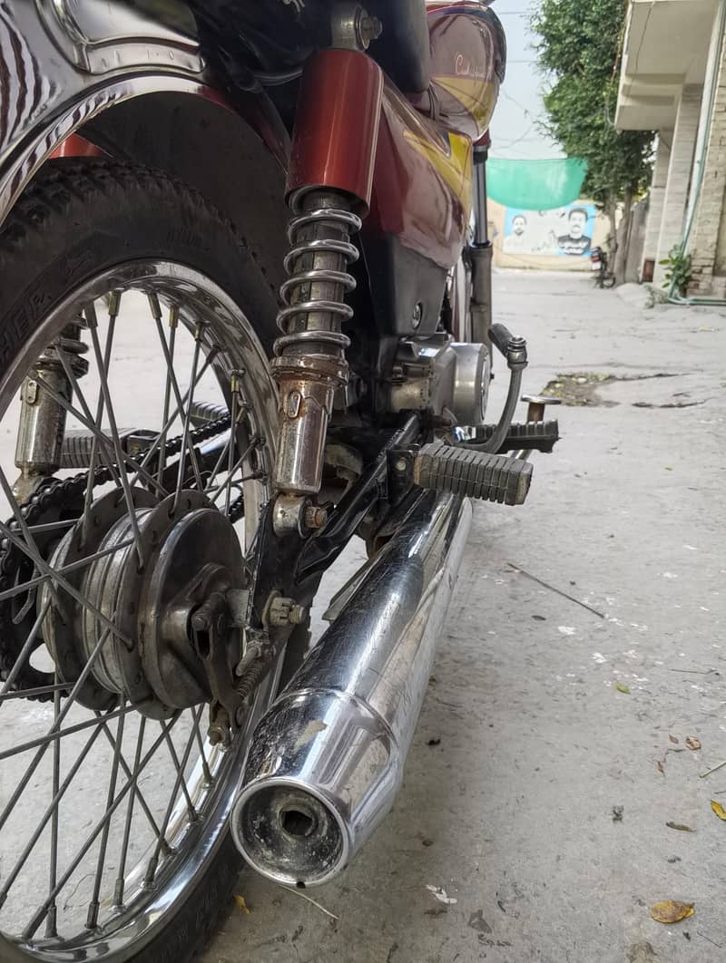 united 70cc 3