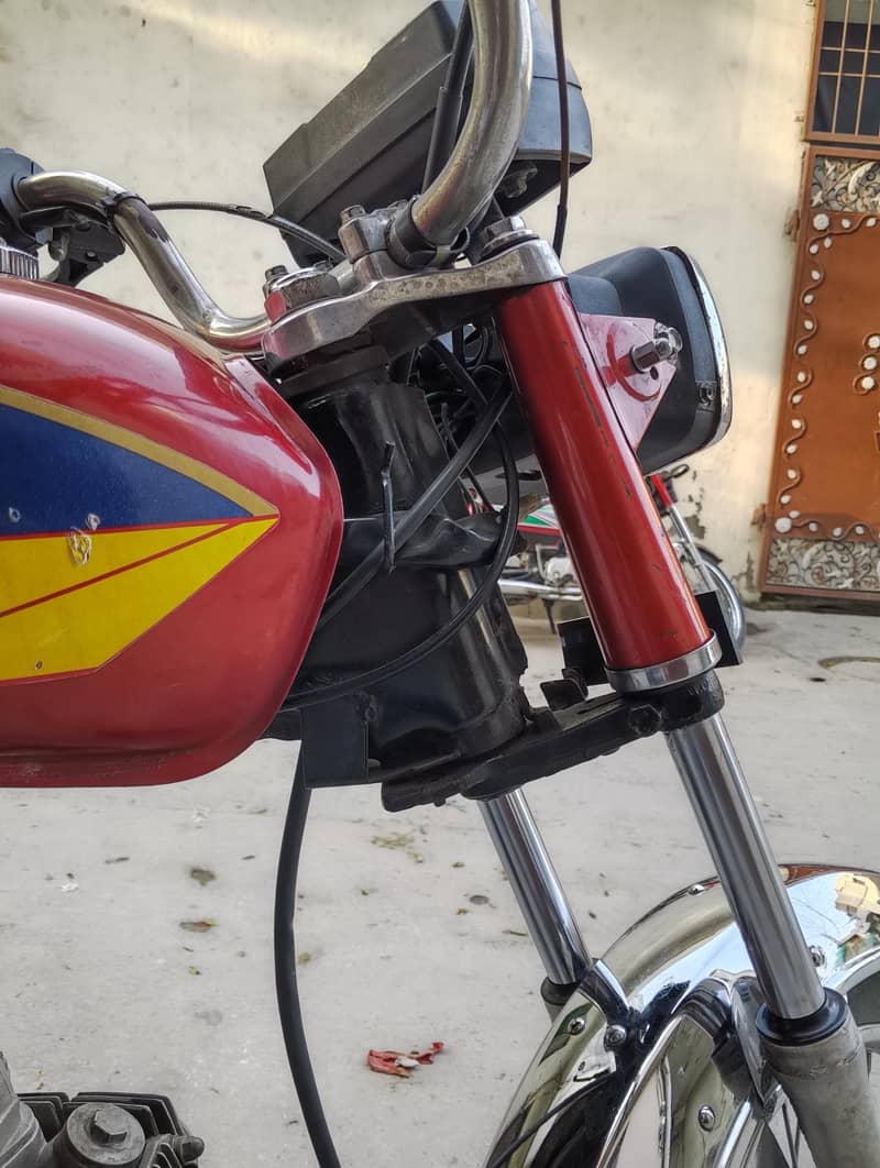united 70cc 6