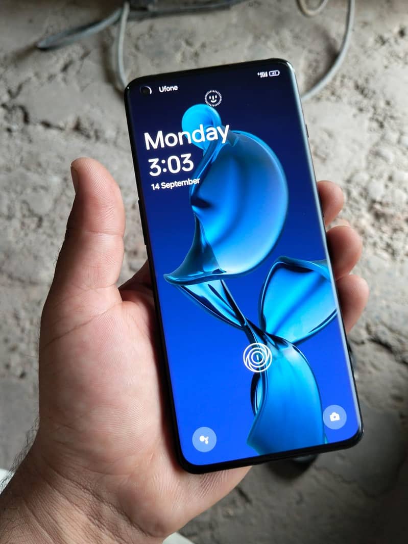 One Plus 10 Pro 1